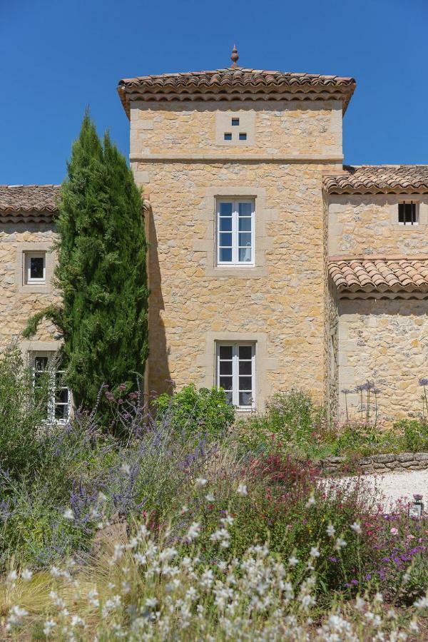 Le Mas Des Alexandrins Uzes Exterior photo